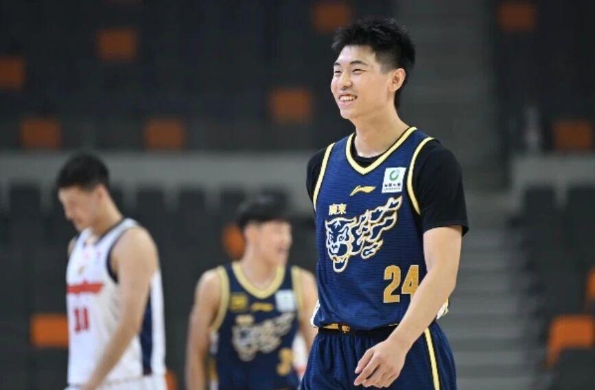 s15竞猜-崔永熙表态已恢复100%，山西内线大将伤病，青岛官宣签约新大外援