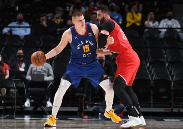 S15下注网站-两极反转！约基奇传球被锁 开拓者凭团队斩开门红